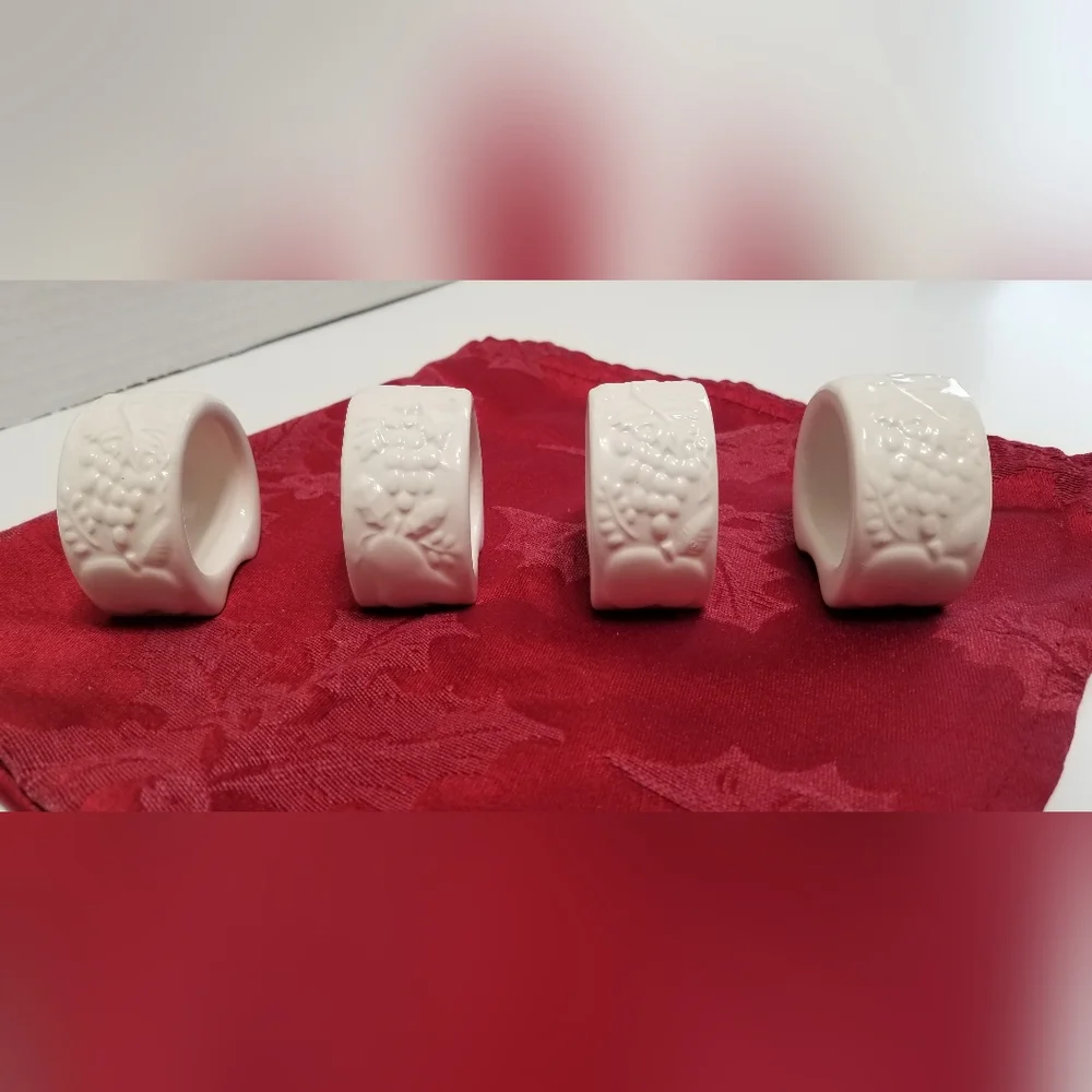 Napkin Rings 4 piece
